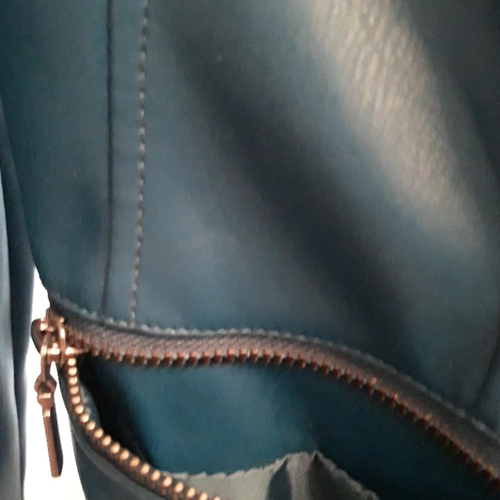 Jacket - Picture 3 of 3